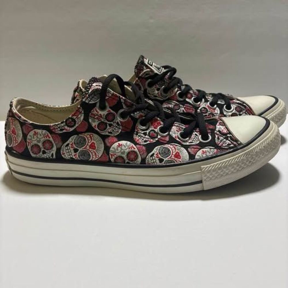 Converse Chuck Taylor All Star Sugar Skull Low Top Sneakers Womens 8